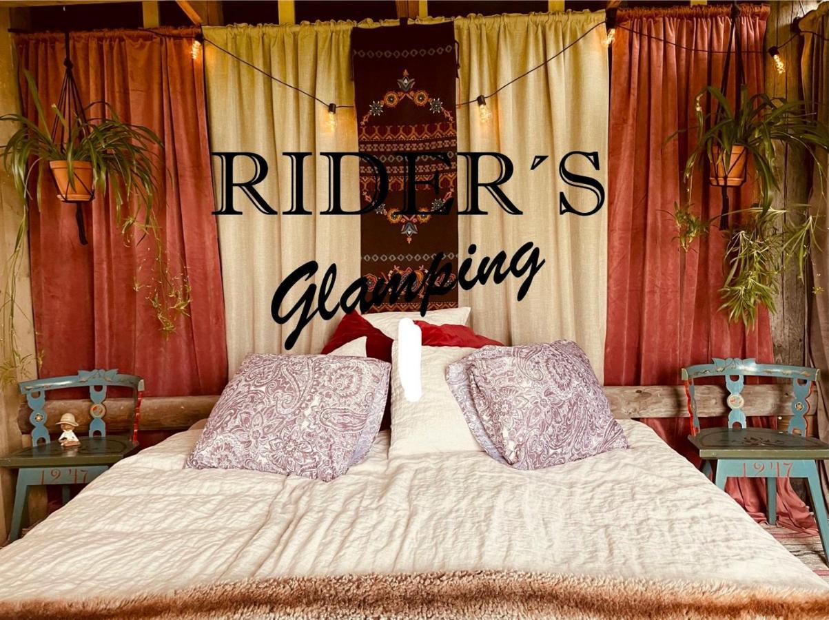 Rider'S Glamping Hotel Back Exterior photo